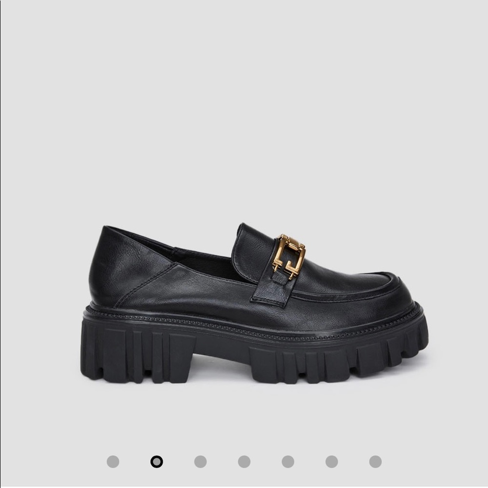 Brand new lattelier size 10 loafers (read size description!)